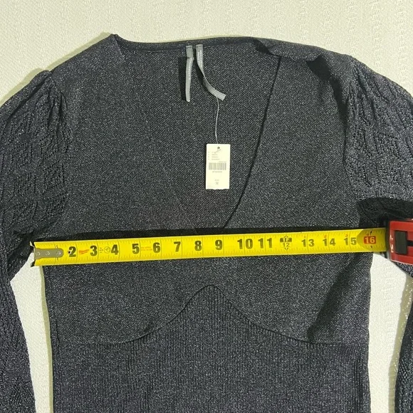 Anthropologie Womens V Neck Top Size M Long Sleeve Witchy Going Out NWT - Picture 6 of 6